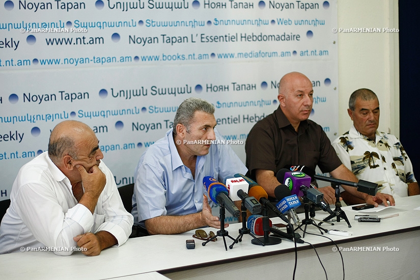 Press conference on experts' demand for resignation of RA Minister of Transport and Communication