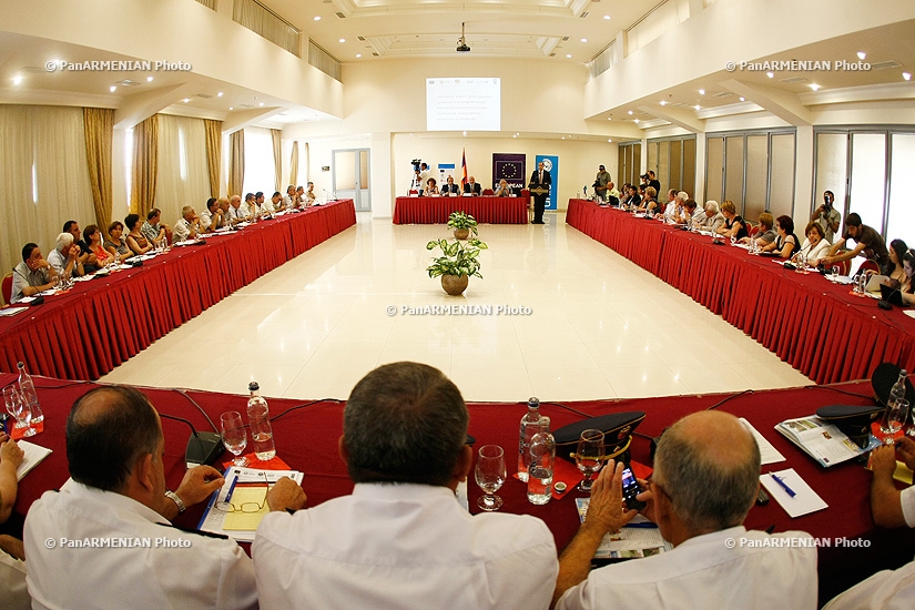 Seminar titled “Coordination of efforts targeted at resolution of gender issues for calamity risk reduction”