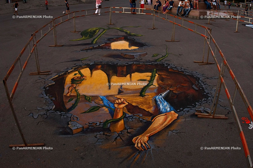 New 3D drawings on Freedom Square, Yerevan