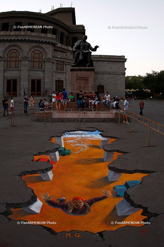 New 3D drawings on Freedom Square, Yerevan