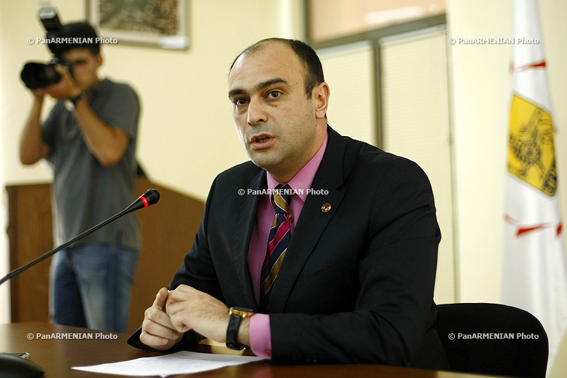 Press conference of Yerevan city administration healthcare department head Kamsar Babinyan