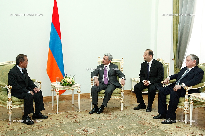 The newly appointed Philippine ambassador to Armenia Alejandro Mosquera  presented his credentials to RA President Serzh Sargsyan