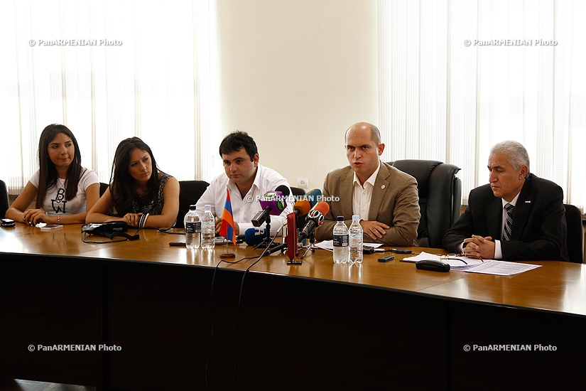 Министр образования и науки РА Армен Ашотян встретился с представителями студсоветов ВУЗ-ов Армении 