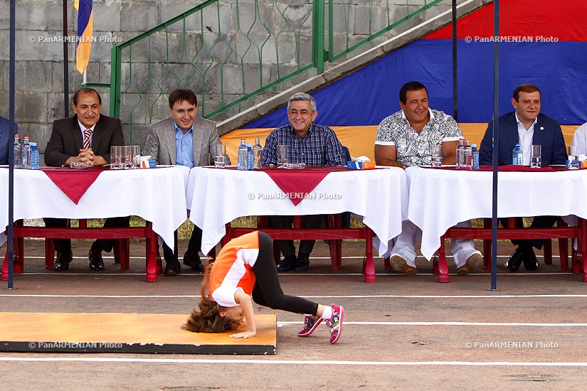 В Цахкадзоре состоялся финальный тур соревнований «Лучшая спортивная семья-2013»