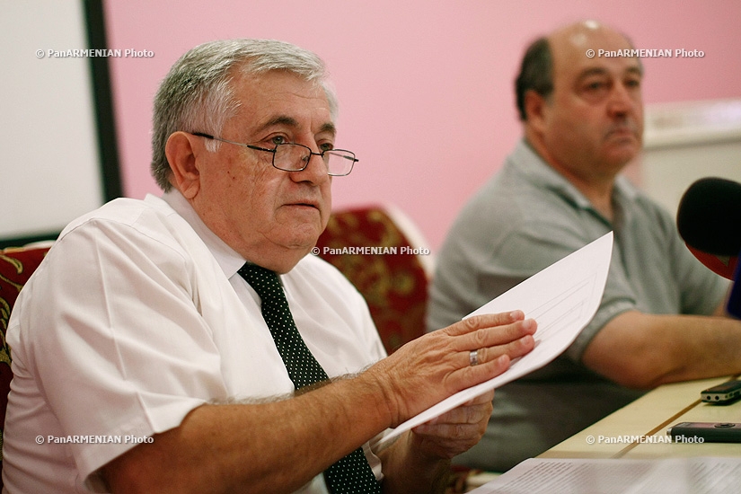 Press conference of accused Tigran Khachatryan's and Zarzand Nikoghosyan's  advocates
