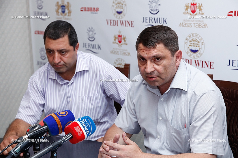 Press conference of Liparid Simonyan and Arayik Alvandyan, advocates of security officers Artak Barseghyan and Khachik Bakhbudaryan
