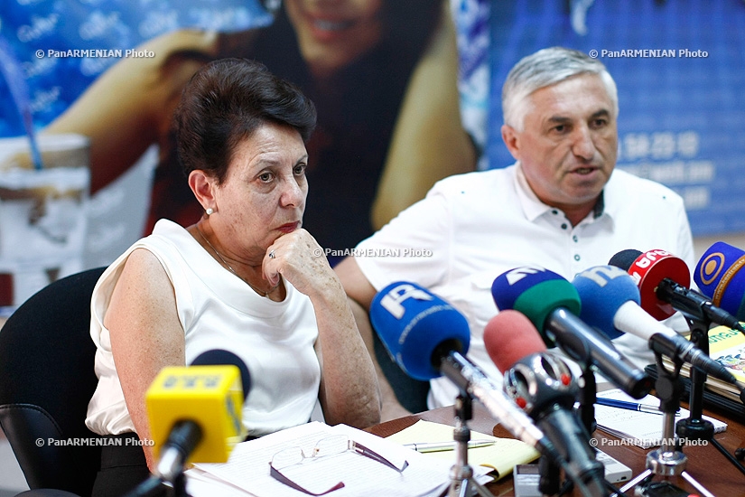 Press conference of the Deputy Director of National Education Institute Anahit Bakhshyan and  director of 