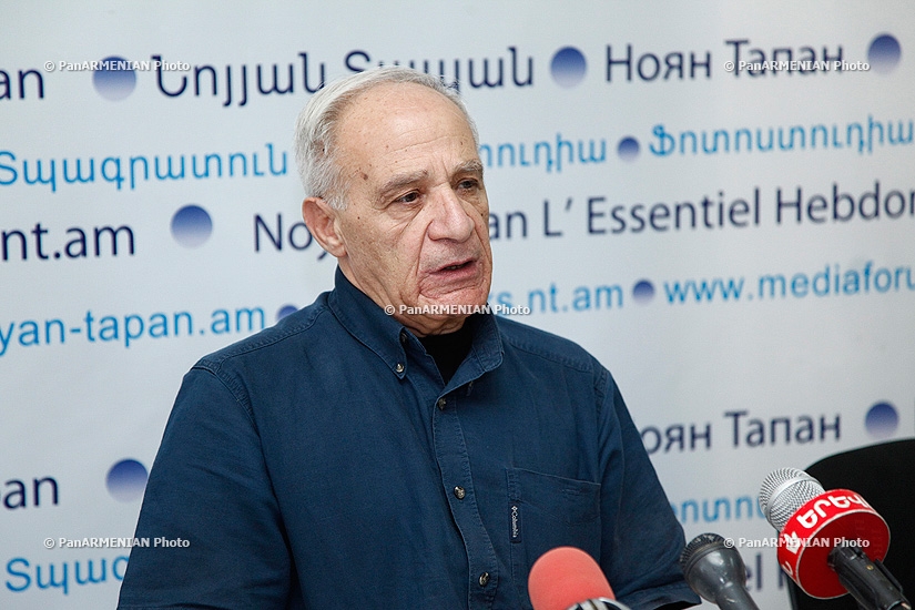 Пресс-конференция главы Союза архитекторов Армении Мкртича Минасяна