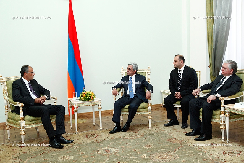 Новоназначенный посол Черногории в Армении Любомир Мишурович вручил свои верительные грамоты президенту Армении Сержу Саргсяну