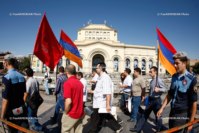 Акция против присоединения Армении к Таможенному союзу