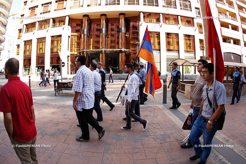 Protest against Armenia's decision to join Customs Union