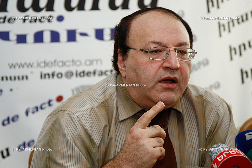 Пресс-конференция Амаяка Ованнисяна, председателя Союза политологов Армении