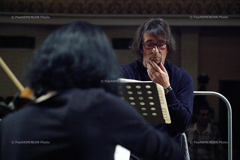 Violist and conductor Yuri Bashmet's and Moscow Soloists Chamber Orchestra's rehearsal before the concert in Yerevan