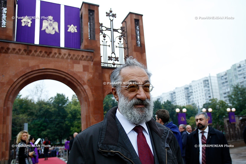 Holy Transfiguration Armenian Church in Moscow: Guests' arrival