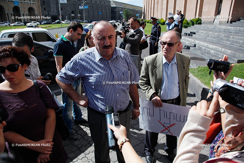 Press conference of the residents of Yerevan’s Komitas Street 