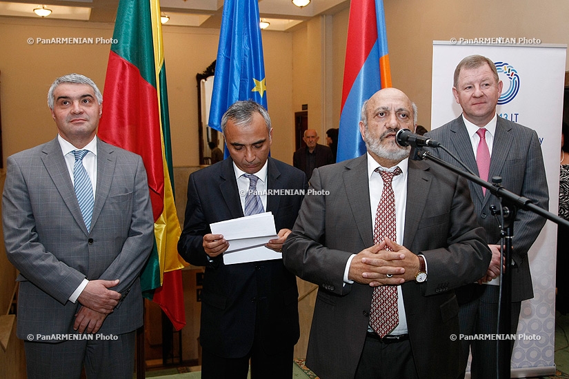 «Սերունդների երկխոսություն: Առօրյա կյանք» խորագրով ցուցահանդեսի բացումը