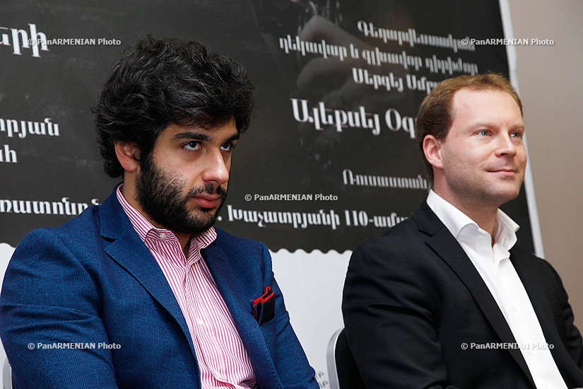 Press conference of oboe player Alexei Ogrintchouk and Sergey Smbatyan