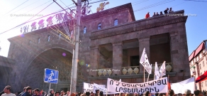  “Let's Liberate the Monument from an Oligarch” civil initiative continues protest for Covered Market: Day 1