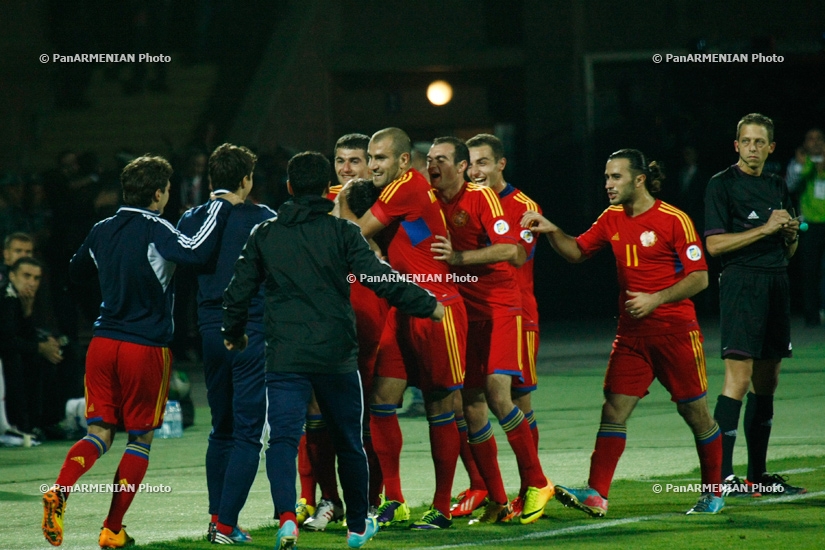 Футбольный матч Армения-Болгария 