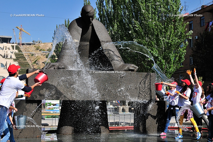 Էրեբունի-Երևան 2795