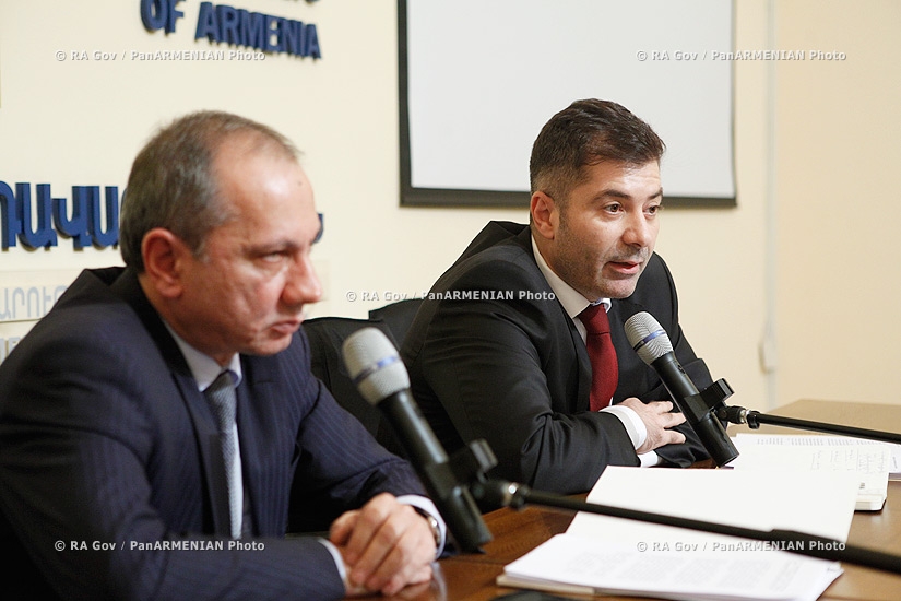 Правительство РА: Пресс-конференция министра экономики Армении Ваграма Аванесяна и исполнительного директора Фонда национальной конкурентоспособности Армении Армана Хачатуряна