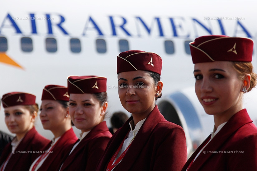 Landing and presentation of Boeing 737 aircraft of Air Armenia company