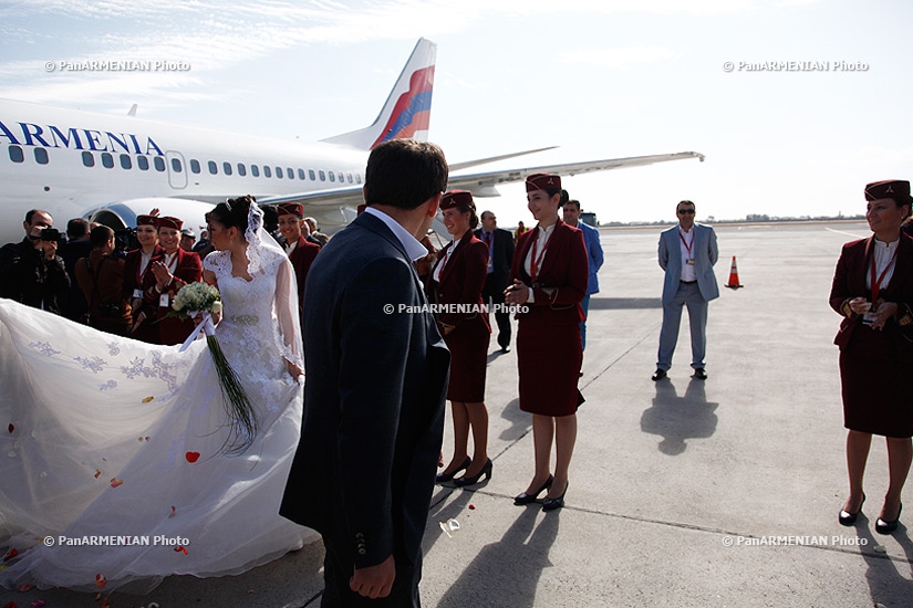 Landing and presentation of Boeing 737 aircraft of Air Armenia company