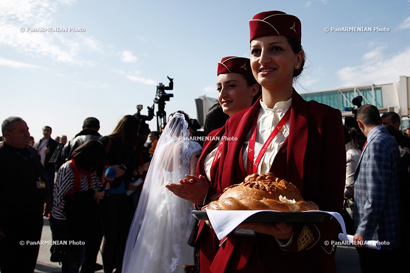 Landing and presentation of Boeing 737 aircraft of Air Armenia company