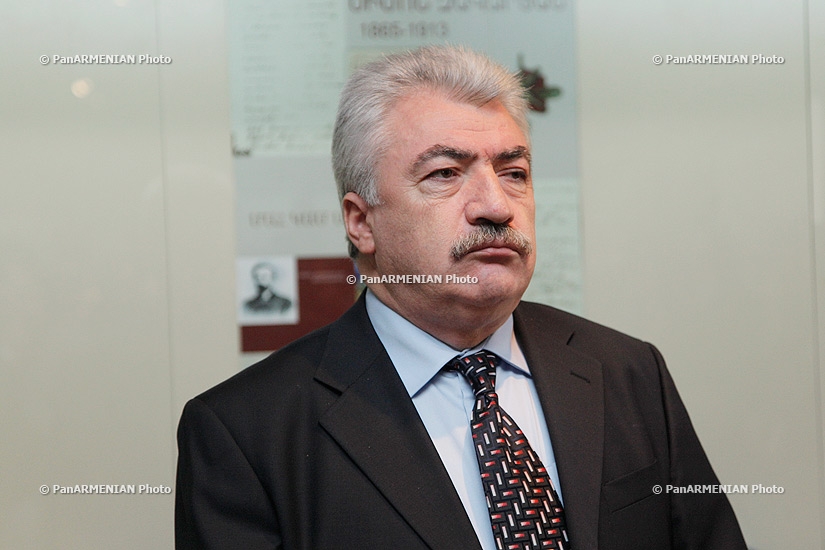 В Национальном архиве Армении открылась эксклюзивная выставка документов и исторических материалов, посвященная Симону Заваряну