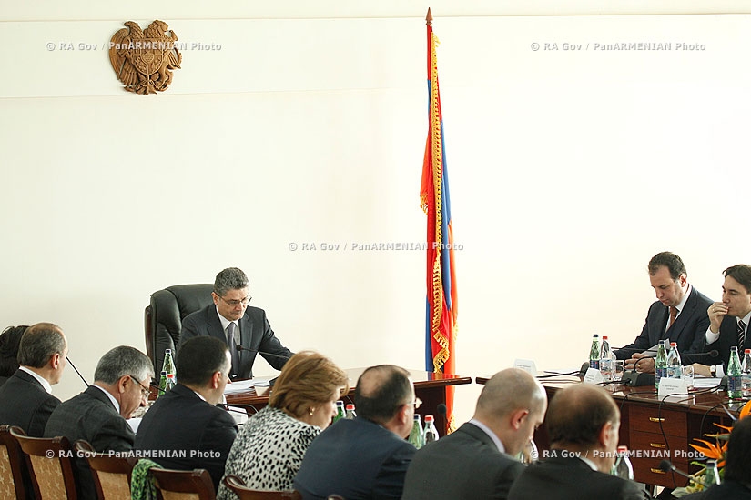 Правительство РА: Выездное заседание правительства РА в Гегаркуникской области