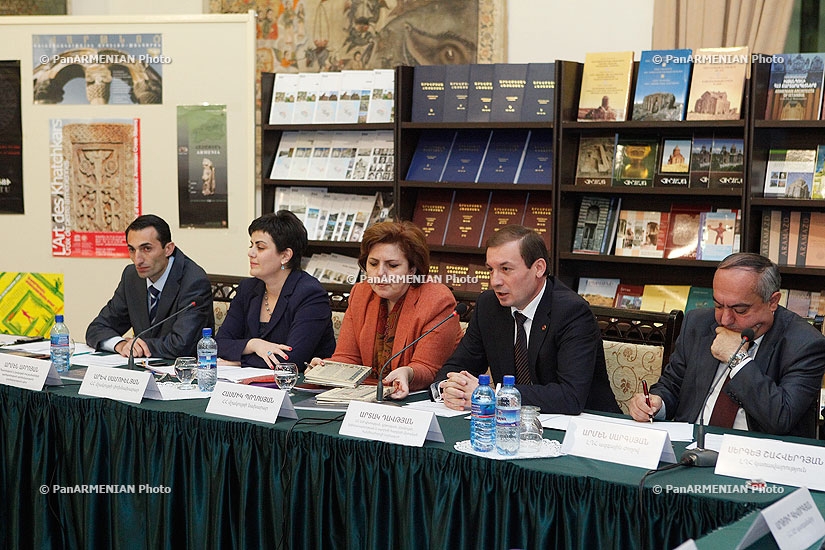 Խորհրդարանական լսումներ պատմական հուշարձանների վերաբերյալ