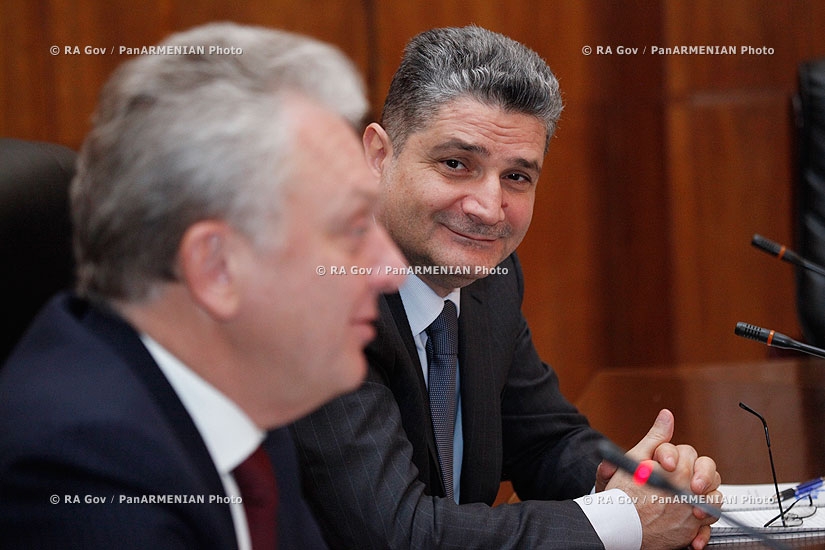 Правительство РА: Встреча премьера Тиграна Саркисяна с председателем коллегии Евразийской экономической комиссии Виктором Христенко