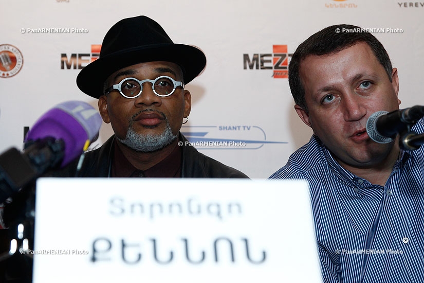 Press conference on blues week and performances of bluesman Toronzo Cannon 