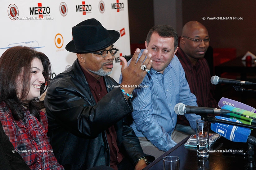 Press conference on blues week and performances of bluesman Toronzo Cannon 