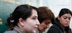 Пресс-конференция родственников арестованных на проспекте Маштоца 5 ноября