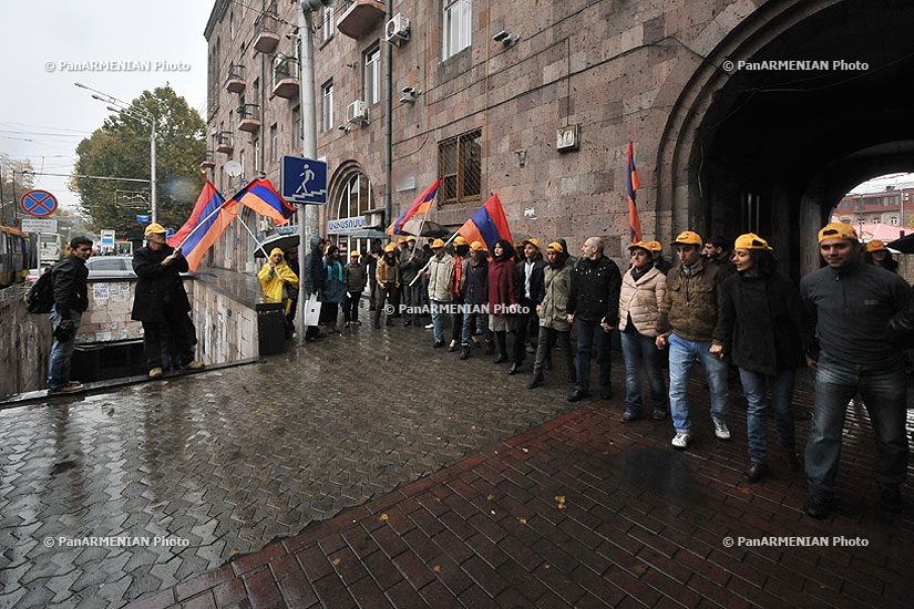 Folk dances in the frameworks of the actions for protection of Covered Market 