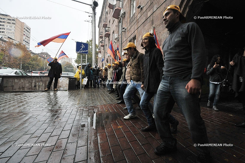 Folk dances in the frameworks of the actions for protection of Covered Market 