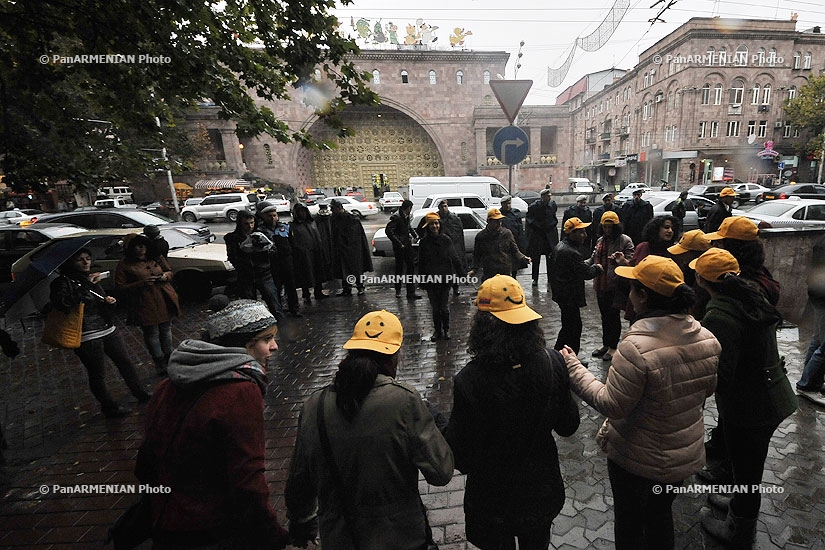 Folk dances in the frameworks of the actions for protection of Covered Market 