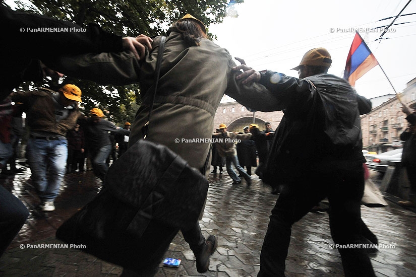 Folk dances in the frameworks of the actions for protection of Covered Market 