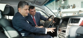 Премьер-министр Тигран Саркисян принял участие на открытии автосалона «Лексус»