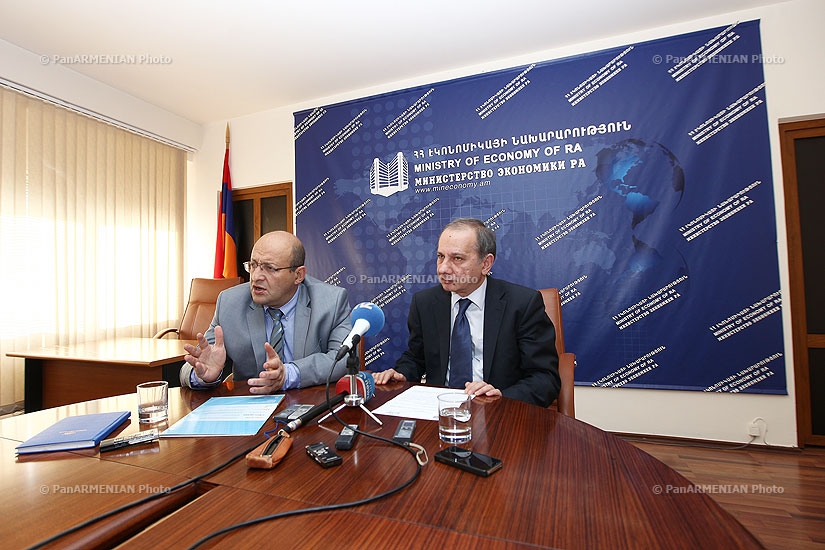 RA Minister of Economy Vahram Avanesyan and  UITE executive director Karen Vardanyan