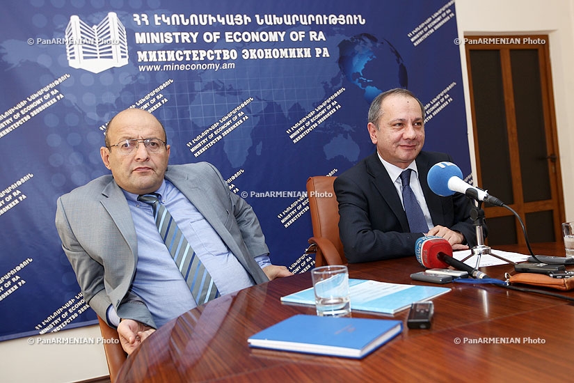 RA Minister of Economy Vahram Avanesyan and  UITE executive director Karen Vardanyan
