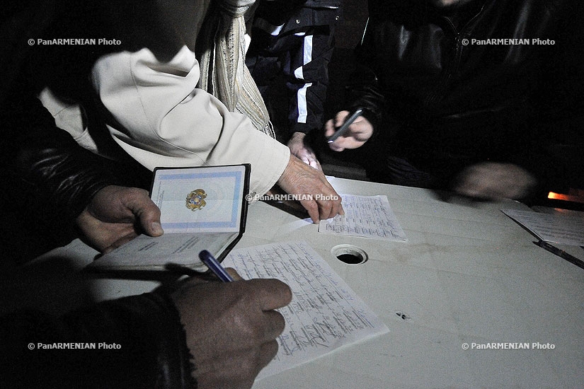 Signature campaign against gas and electricity price increase 