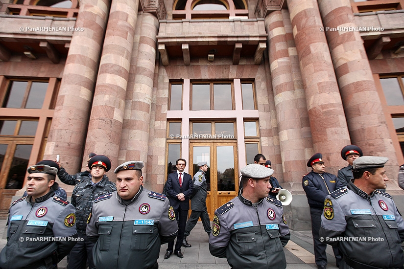Акция против 5 процентов пенсионных взносов 