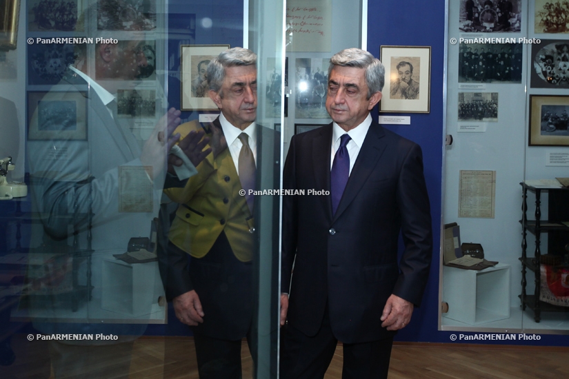 RA President Serzh Sargsyan visites the Museum of Literature and Art after Yeghishe Charents 