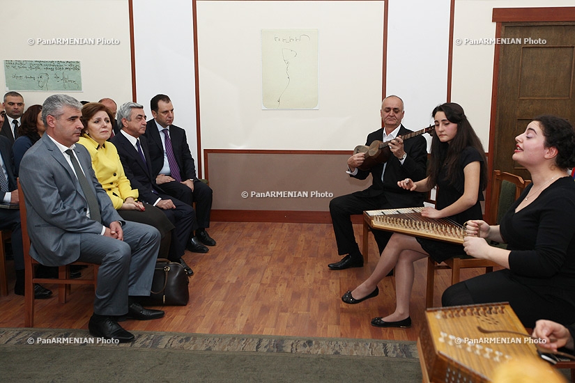 RA President Serzh Sargsyan visites the Museum of Literature and Art after Yeghishe Charents 