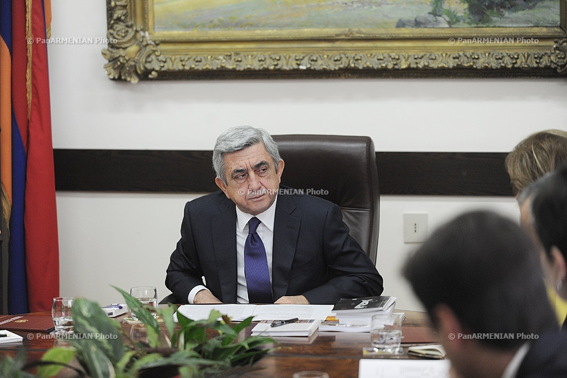 President Serzh Sargsyan holds consultations with  management team of Minsitry of Culture