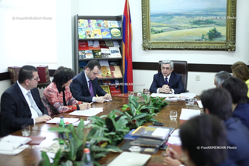 President Serzh Sargsyan holds consultations with  management team of Minsitry of Culture