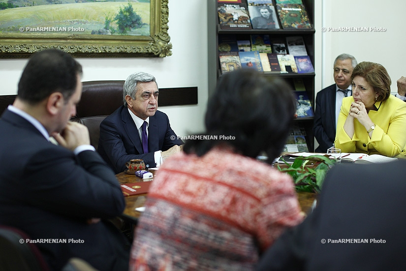 President Serzh Sargsyan holds consultations with  management team of Minsitry of Culture