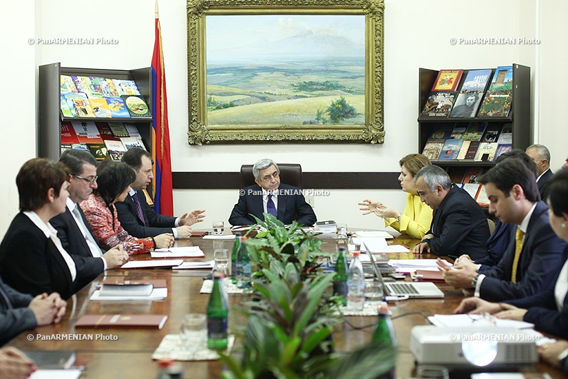 President Serzh Sargsyan holds consultations with  management team of Minsitry of Culture